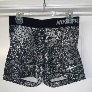 Womens Nike Pros